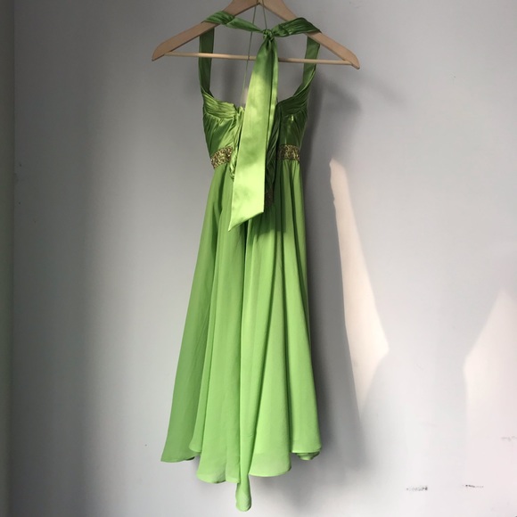 🚫SOLD🚫 Adrianna Papell Lime Green Silk Halter Dress Sz 8 - Picture 2 of 8